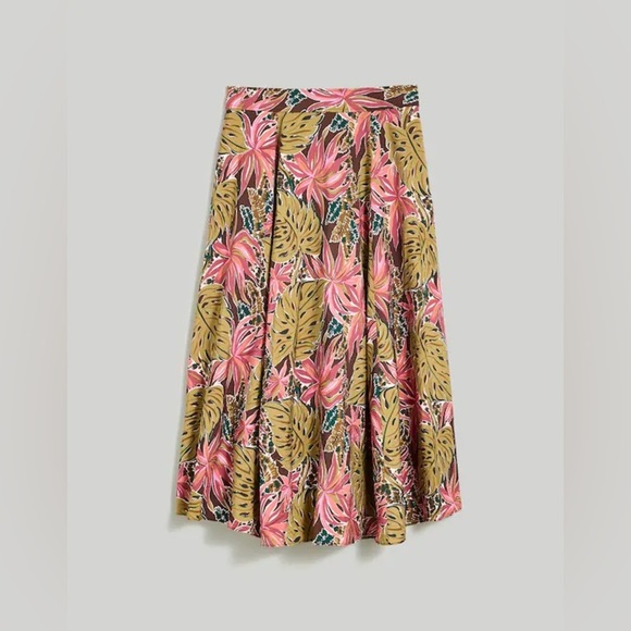 Madewell Dresses & Skirts - Madewell Women’s Crinkled Crepe Maxi Skirt in Brushstroke Monstera - Size 10
